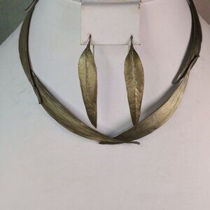 Retired Michael Michaud Eucalyptus Reticulating Long Leaf Choker Necklace & Earr